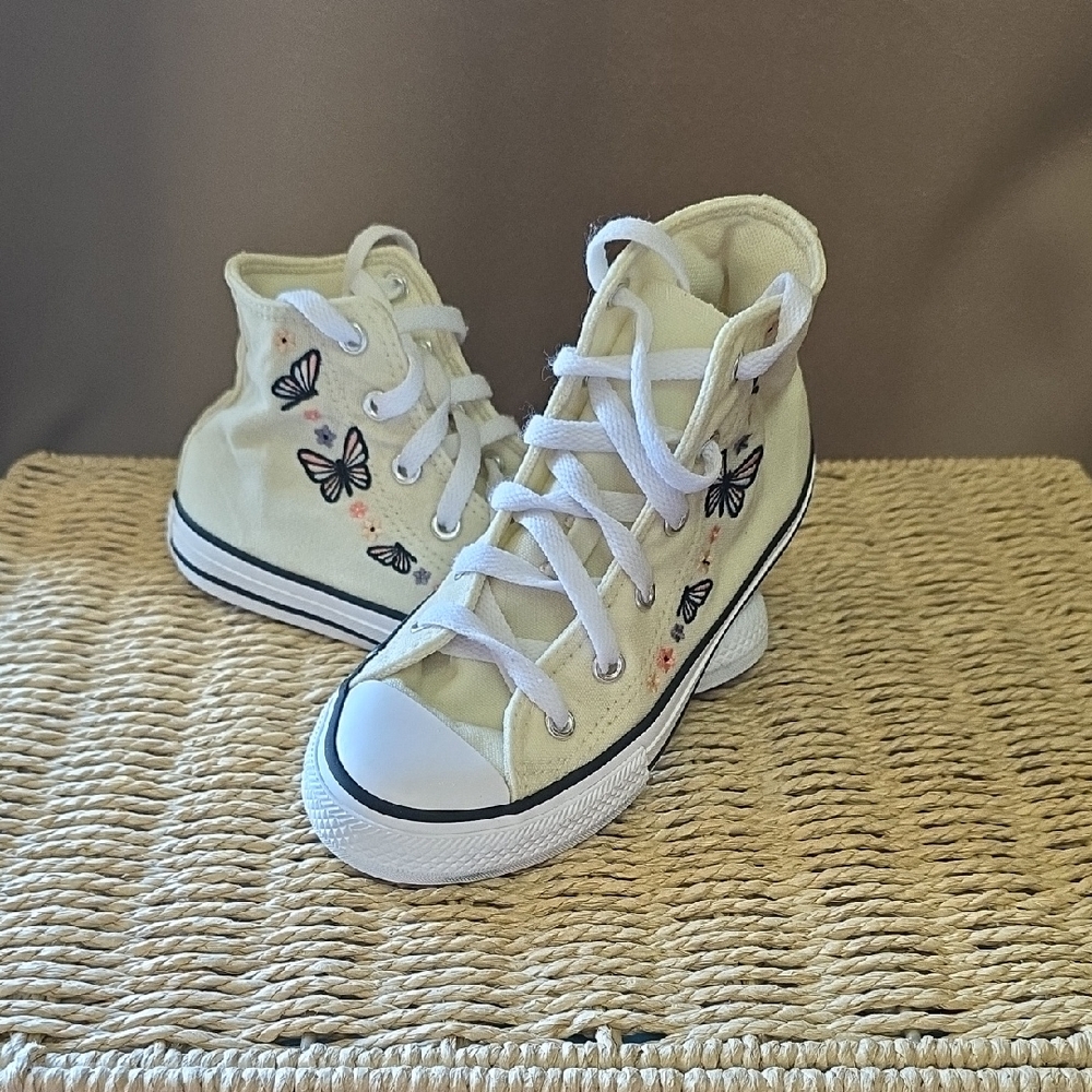 Converse Kids High-Top Canvas Sneakers with Butterfly Embroidery - White